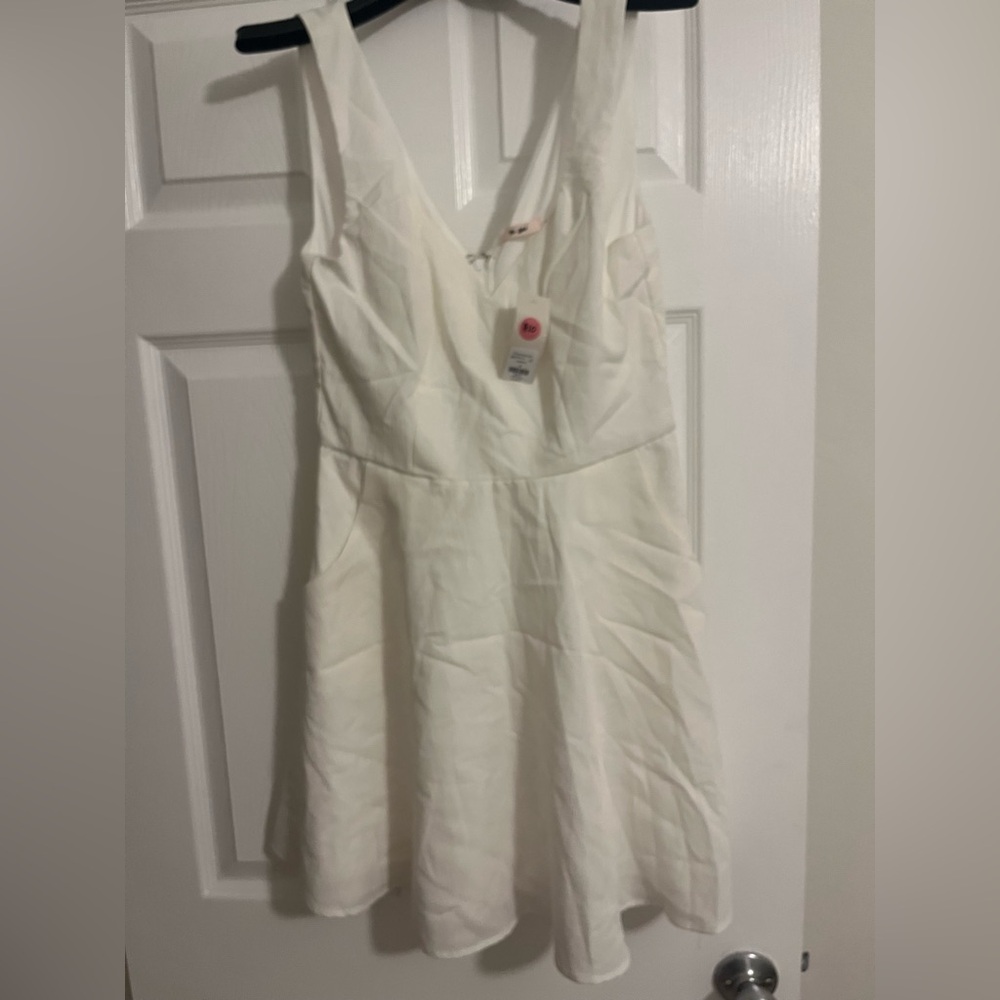 Francesca's Collections White Mini Dress